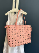 Lade das Bild in den Galerie-Viewer, MCM SHOPPER MEDIUM