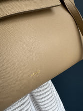 Lade das Bild in den Galerie-Viewer, CÉLINE BELT MINI