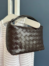 Lade das Bild in den Galerie-Viewer, BOTTEGA VENETA MINI WALLACE BAG