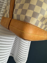 Lade das Bild in den Galerie-Viewer, LOUIS VUITTON NOÉ GRANDE