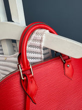 Lade das Bild in den Galerie-Viewer, LOUIS VUITTON ALMA PM