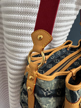 Lade das Bild in den Galerie-Viewer, LOUIS VUITTON RAYÉ PORTE EPAULE MM