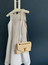 Lade das Bild in den Galerie-Viewer, LOUIS VUITTON NEW WAVE CHAIN