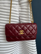 Lade das Bild in den Galerie-Viewer, CHANEL WOC