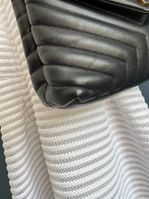 Lade das Bild in den Galerie-Viewer, YSL LOULOU MEDIUM