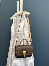 Lade das Bild in den Galerie-Viewer, LOUIS VUITTON VAUGIRARD