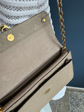 Lade das Bild in den Galerie-Viewer, LOUIS VUITTON VAVIN CHAIN