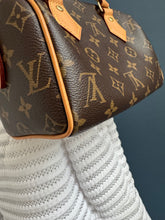 Lade das Bild in den Galerie-Viewer, LOUIS VUITTON SPEEDY 20