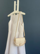 Lade das Bild in den Galerie-Viewer, LOUIS VUITTON SAUMUR BB