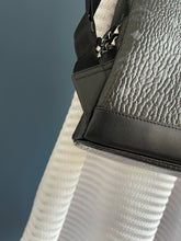 Lade das Bild in den Galerie-Viewer, MCM STARK MEDIUM RUCKSACK