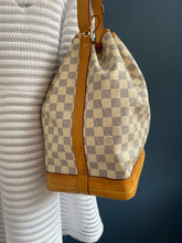 Lade das Bild in den Galerie-Viewer, LOUIS VUITTON NOÉ GRANDE