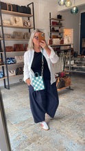 Lade das Bild in den Galerie-Viewer, LOUIS VUITTON SAC PLAT XS