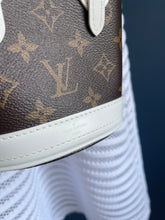 Lade das Bild in den Galerie-Viewer, LOUIS VUITTON NANO BUCKET MATCH