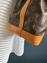 Lade das Bild in den Galerie-Viewer, LOUIS VUITTON NOÉ GRANDE