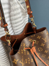 Lade das Bild in den Galerie-Viewer, LOUIS VUITTON NÉONOÉ