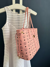 Lade das Bild in den Galerie-Viewer, MCM SHOPPER MEDIUM