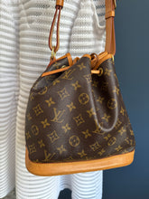Lade das Bild in den Galerie-Viewer, LOUIS VUITTON PETIT NOÉ