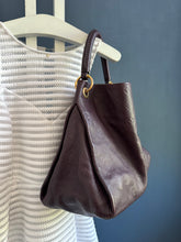 Lade das Bild in den Galerie-Viewer, LOUIS VUITTON ARTSY EMPREINTE