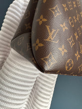 Lade das Bild in den Galerie-Viewer, LOUIS VUITTON GRAND PALAIS