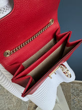 Lade das Bild in den Galerie-Viewer, GUCCI INTERLOCKING