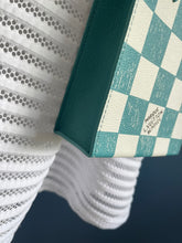 Lade das Bild in den Galerie-Viewer, LOUIS VUITTON SAC PLAT XS