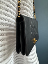 Lade das Bild in den Galerie-Viewer, CHANEL MADEMOISELLE WOC