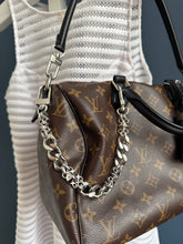 Lade das Bild in den Galerie-Viewer, LOUIS VUITTON SPEEDY SOFT 30 DARK