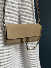 Lade das Bild in den Galerie-Viewer, CHLOÉ FAYE MINI