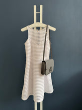 Lade das Bild in den Galerie-Viewer, CÉLINE BOX