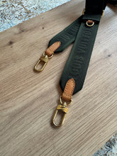 Lade das Bild in den Galerie-Viewer, LOUIS VUITTON SCHULTERRIEMEN