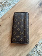 Lade das Bild in den Galerie-Viewer, LOUIS VUITTON SARAH GELDBÖRSE