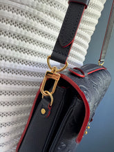 Lade das Bild in den Galerie-Viewer, LOUIS VUITTON MÉTIS EMPREINTE
