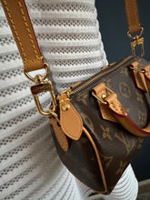Lade das Bild in den Galerie-Viewer, LOUIS VUITTON NANO SPEEDY