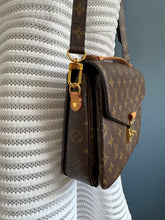 Lade das Bild in den Galerie-Viewer, LOUIS VUITTON MÉTIS