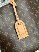 Lade das Bild in den Galerie-Viewer, LOUIS VUITTON GRAND PALAIS