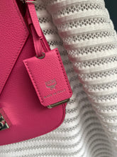 Lade das Bild in den Galerie-Viewer, MCM TRACY BAG
