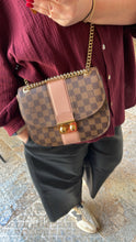 Lade das Bild in den Galerie-Viewer, LOUIS VUITTON WIGHT