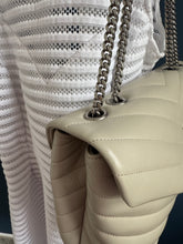 Lade das Bild in den Galerie-Viewer, YSL LOULOU MEDIUM