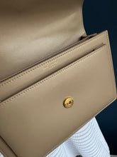 Lade das Bild in den Galerie-Viewer, YSL SUNSET