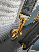 Lade das Bild in den Galerie-Viewer, CÉLINE BELT MINI