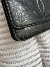 Lade das Bild in den Galerie-Viewer, CHANEL WOC