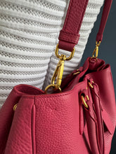 Lade das Bild in den Galerie-Viewer, PRADA VITELLO DAINO