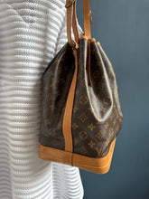 Lade das Bild in den Galerie-Viewer, LOUIS VUITTON NOÉ GRANDE