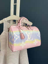 Lade das Bild in den Galerie-Viewer, LOUIS VUITTON SPEEDY 30 ESCALE