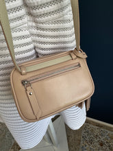 Lade das Bild in den Galerie-Viewer, YSL LOU GÜRTELTASCHE