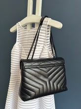 Lade das Bild in den Galerie-Viewer, YSL LOULOU MEDIUM