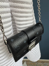 Lade das Bild in den Galerie-Viewer, MCM TRACY BAG