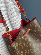 Lade das Bild in den Galerie-Viewer, LOUIS VUITTON NÉONOÉ MM