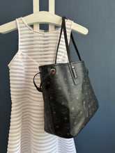 Lade das Bild in den Galerie-Viewer, MCM LIZ SHOPPER MEDIUM