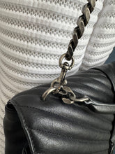 Lade das Bild in den Galerie-Viewer, YSL COLLEGE LARGE